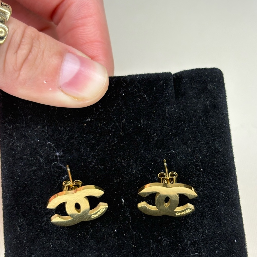 CC Earrings stainless steel 18k gold plated - Picture 3 of 5